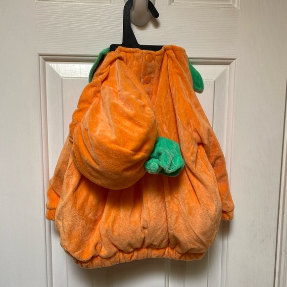 Hyde and Eek! Boutique Adorable Infant Pumpkin + Hat Costume Sz 12-18 Months NWT - Picture 3 of 4